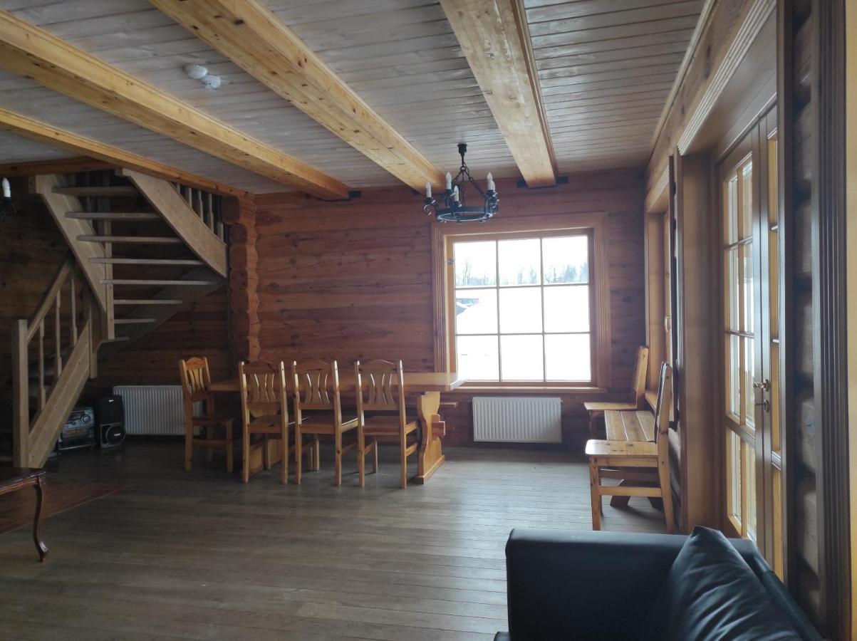 Guest House Unguri Stalbe Zewnętrze zdjęcie