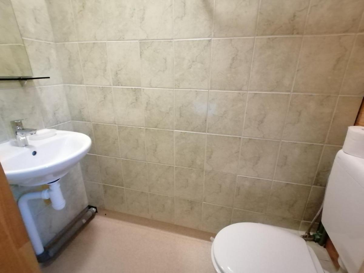 Guest House Unguri Stalbe Zewnętrze zdjęcie